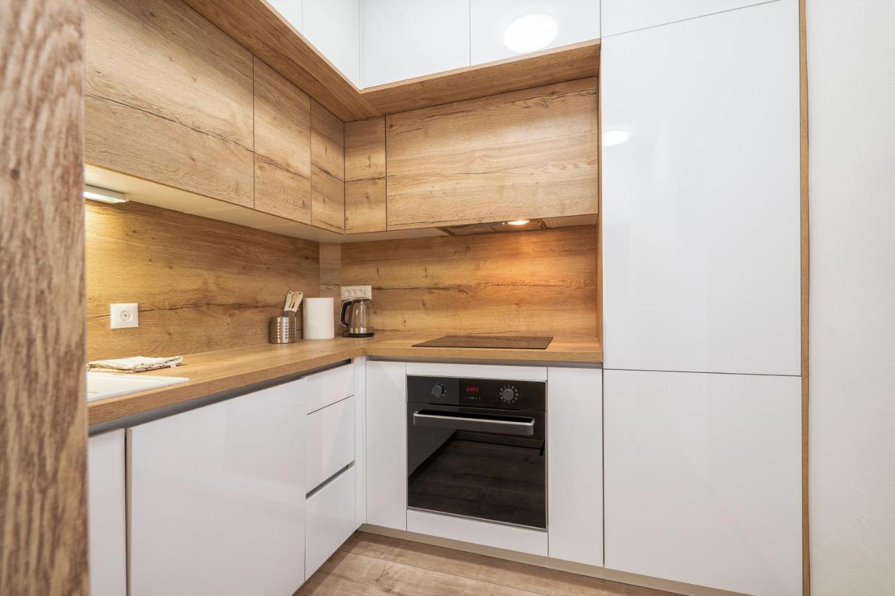 3-Bedroom Sea View Apartment - Balcony, Elevator - Spinut, Split 스플리트 외부 사진